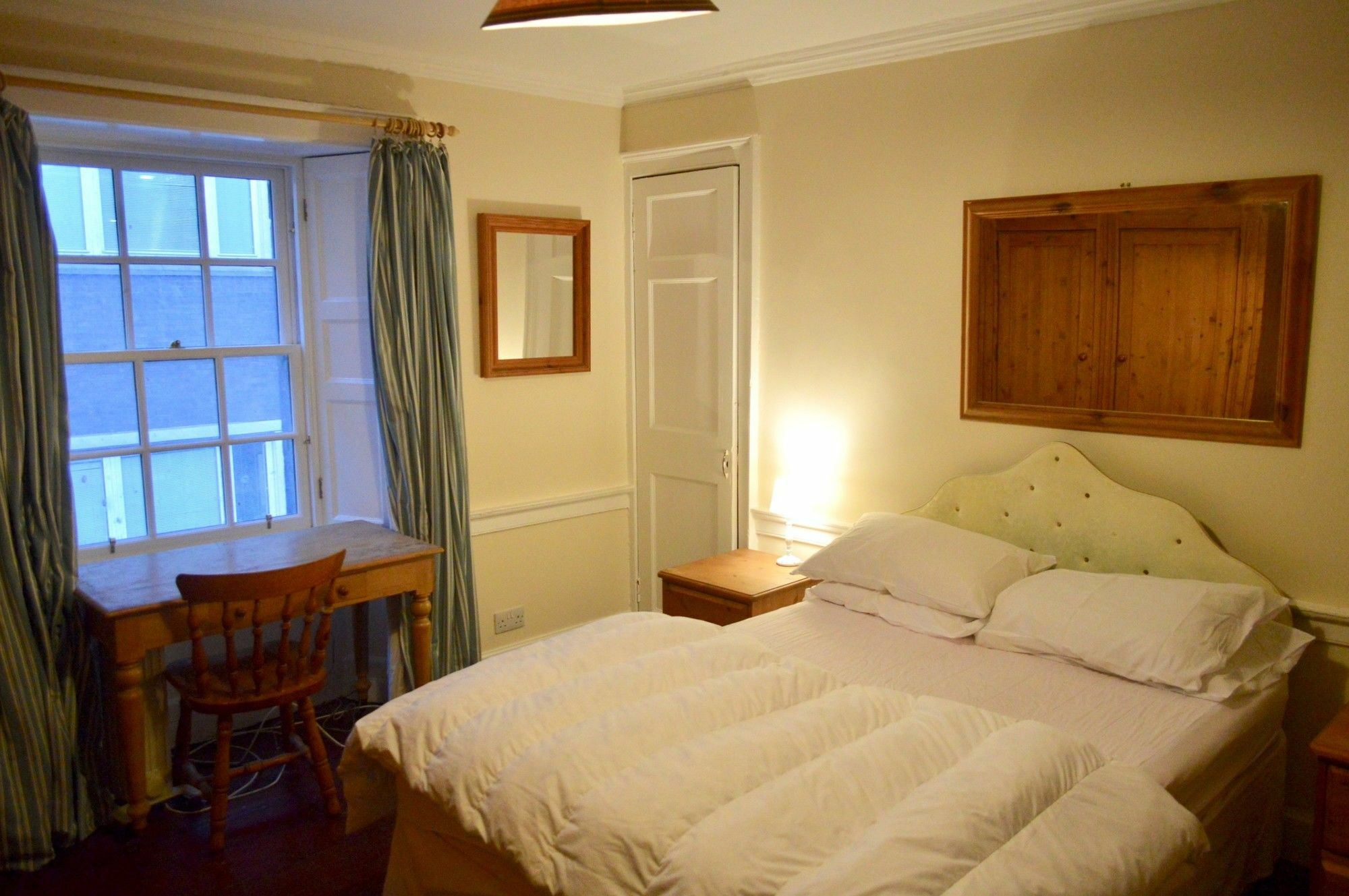 Central 1 Bedroom Apartment Sleeps 2 에든버러 외부 사진